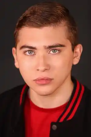 Raymond Ochoa fotoğrafı