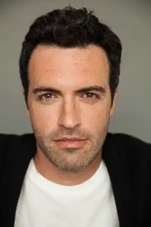 Reid Scott fotoğrafı