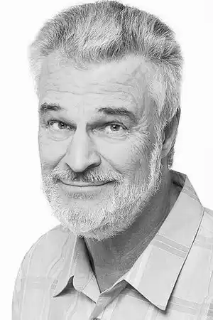 Richard Moll fotoğrafı