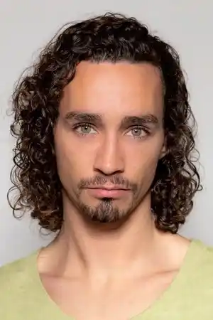 Robert Sheehan fotoğrafı