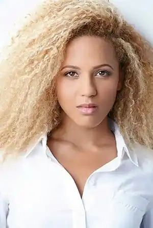 Robyn Alomar fotoğrafı