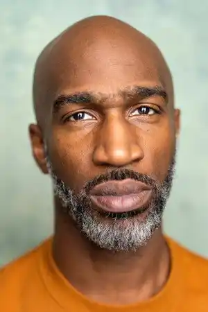 Roger Ajogbe fotoğrafı