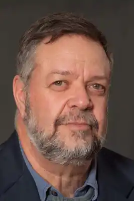 Russel Savadier fotoğrafı