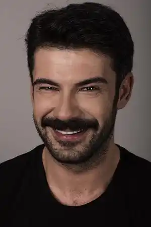 Rüzgar Aksoy fotoğrafı