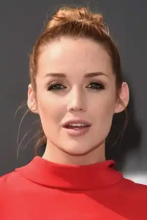 Sarah Dumont fotoğrafı