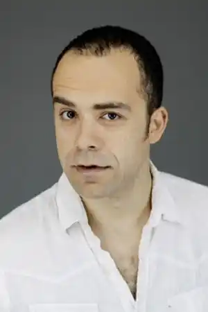 Sarp Aydınoğlu fotoğrafı