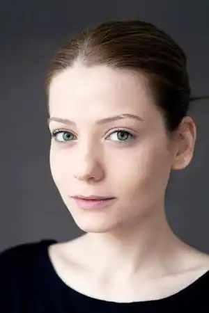 Sera Tokdemir fotoğrafı