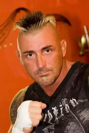 Shannon Ritch fotoğrafı