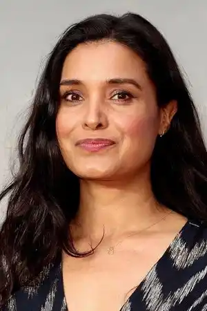 Shelley Conn fotoğrafı