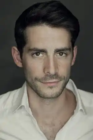 Simon Cotton fotoğrafı