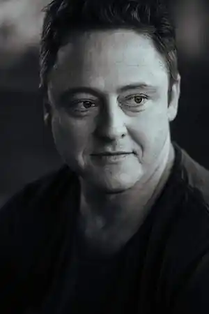 Simon Maiden fotoğrafı