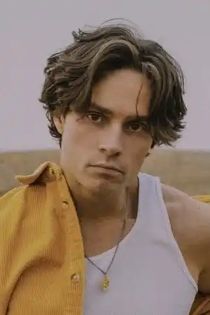Spencer Sutherland fotoğrafı