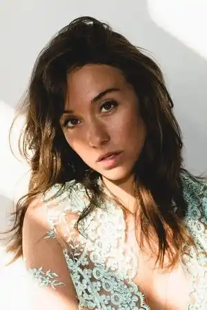 Stella Maeve fotoğrafı
