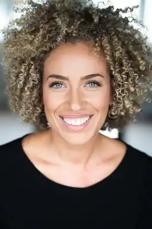 Stephanie Siadatan fotoğrafı