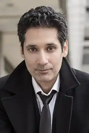 Stephen Lobo fotoğrafı