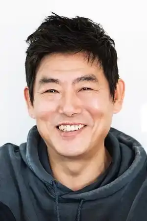 Sung Dong-il fotoğrafı