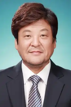 Sung Ji-ru fotoğrafı