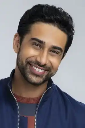 Suraj Sharma fotoğrafı
