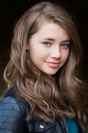 Sydney Taylor fotoğrafı