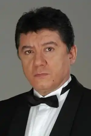 Tarık Ünlüoğlu fotoğrafı