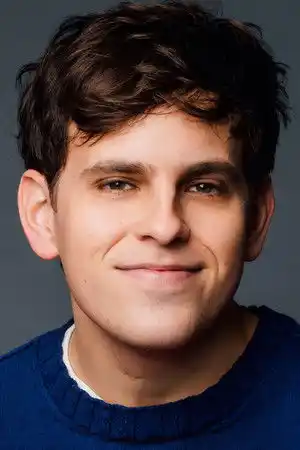 Taylor Trensch fotoğrafı