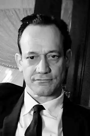 Ted Raimi fotoğrafı