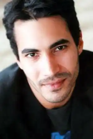 Thiago Martins fotoğrafı