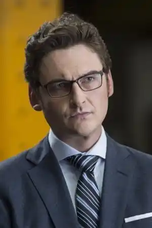 Toby Leonard Moore fotoğrafı