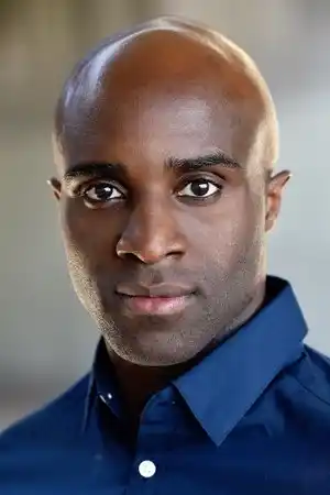 Toby Onwumere fotoğrafı
