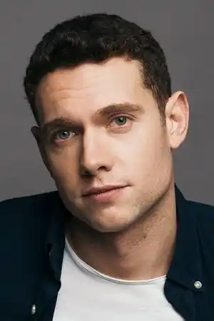 Tom Brittney fotoğrafı