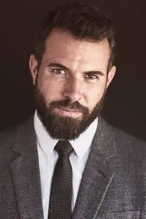 Tom Cullen fotoğrafı