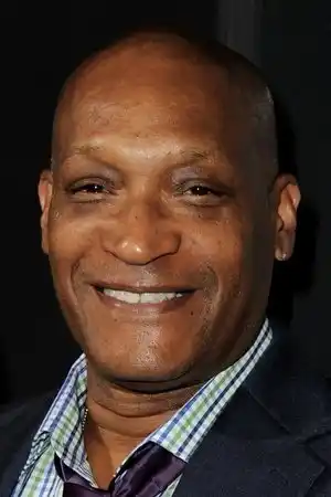 Tony Todd fotoğrafı