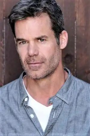 Tuc Watkins fotoğrafı