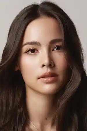 Urassaya Sperbund fotoğrafı
