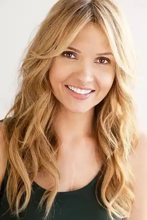 Valerie Azlynn fotoğrafı