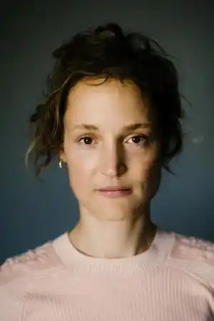 Vicky Krieps fotoğrafı
