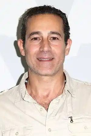 Waleed Zuaiter fotoğrafı