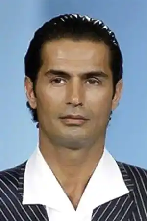 Yaşar Alptekin fotoğrafı