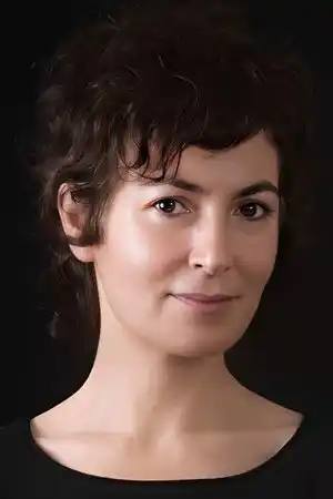 Yelda Reynaud fotoğrafı