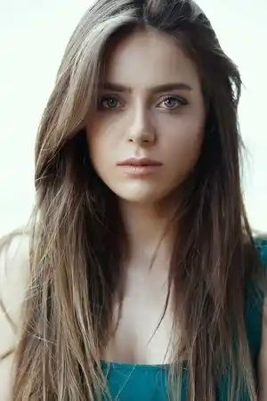 Zeynep Elçin fotoğrafı